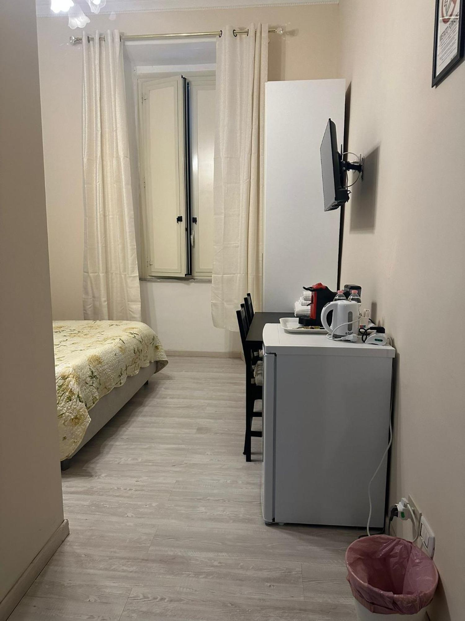 Marcelina Holidays Rooms Roma Exterior foto